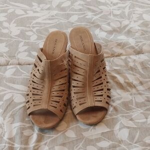 Solanz Tan Sandals. Size 10